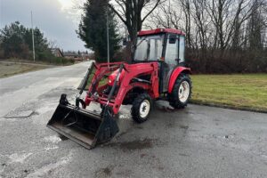 DONG FENG DF-404 Kabin og Frontlæsser