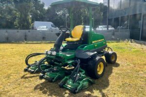 John Deere 8800 TerrainCut 8800A